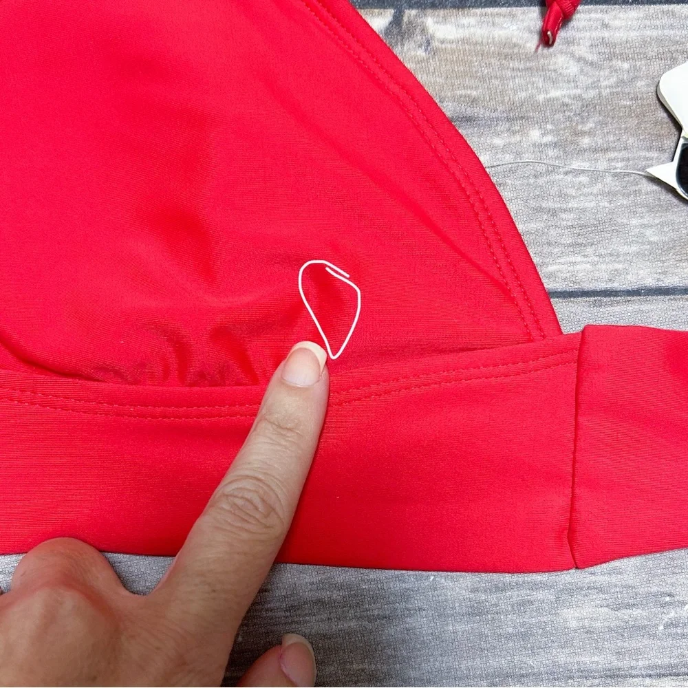 Body Glove Red Triangle Halter Back Tie Removable Pads Bikini Top Small NWT NOS